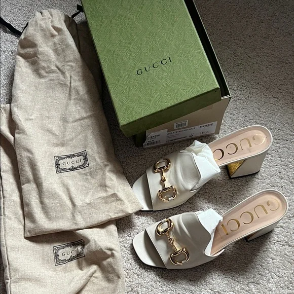 Gucci Women's Cream Mules with Gold Accents - Picture 1 of 3
